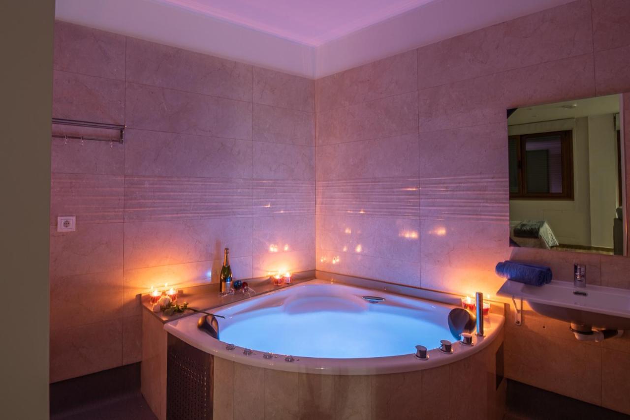 Apartamentos Spa Las Caldas Y Spa El Balneario オビエド エクステリア 写真