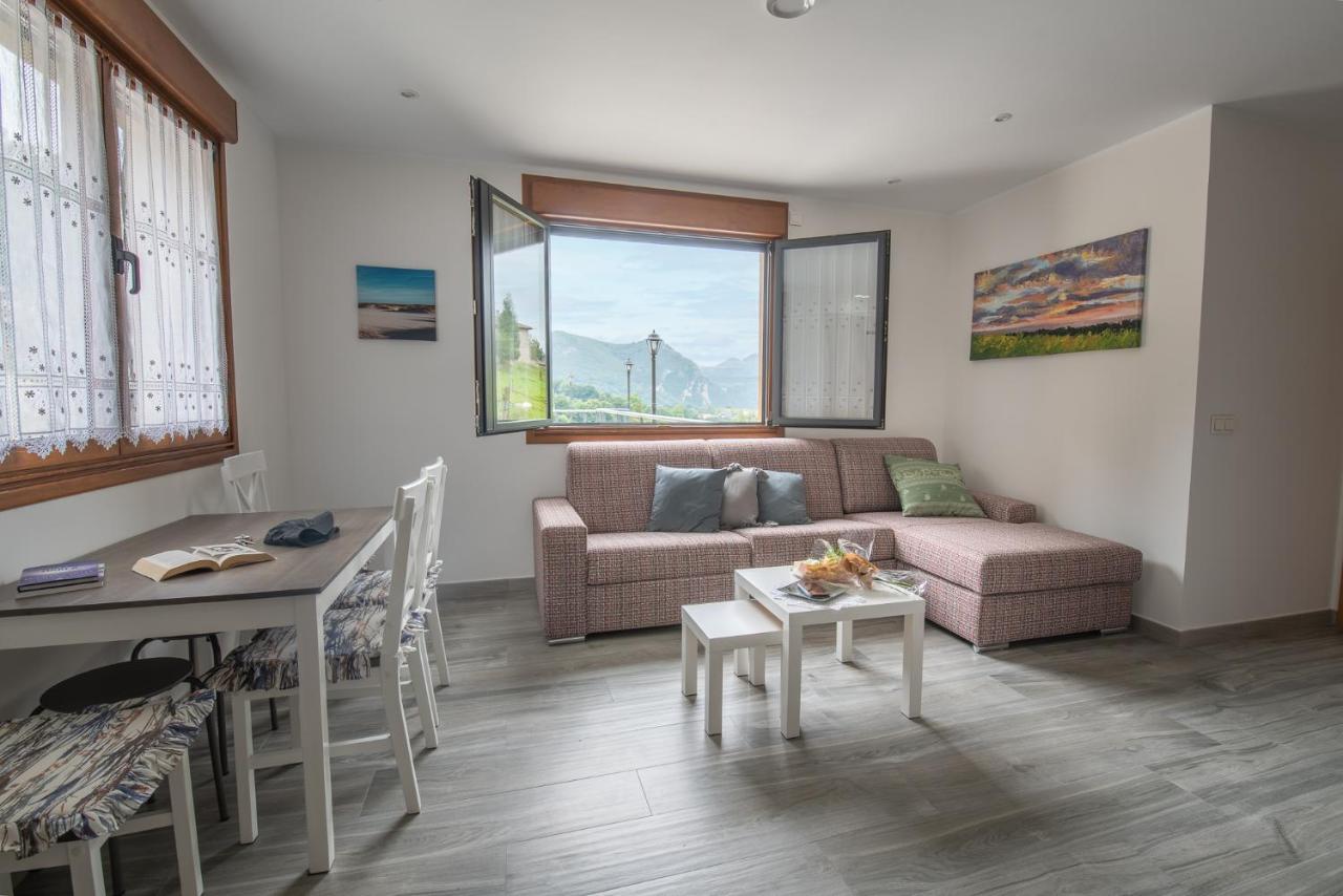 Apartamentos Spa Las Caldas Y Spa El Balneario オビエド エクステリア 写真